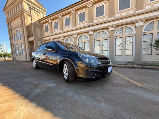 CHEVROLET VECTRA 2.0 MPFI EXPRESSION 8V FLEX 4P MANUAL CHEVROLET VECTRA 2.0 MPFI EXPRESSION 8V FLEX 4P MANUAL